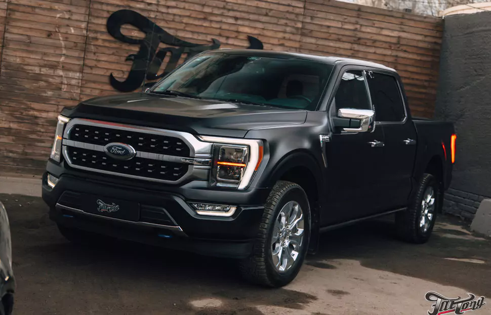 Установили пневмосистему с сигналом Тифон Т-37 на Ford F-150 Lobo. Инженерный отдел с 3d-моделированием в деле!